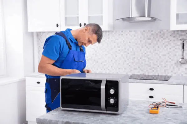 صيانة ميكروويف دايو — فني متخصص بالمنزل